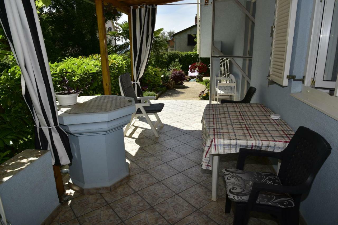 Apartment Blumen Oase Malinska Dış mekan fotoğraf