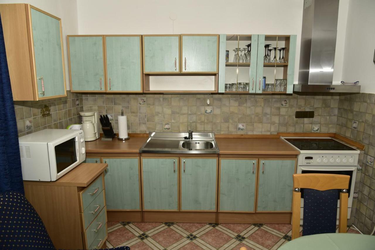Apartment Blumen Oase Malinska Dış mekan fotoğraf