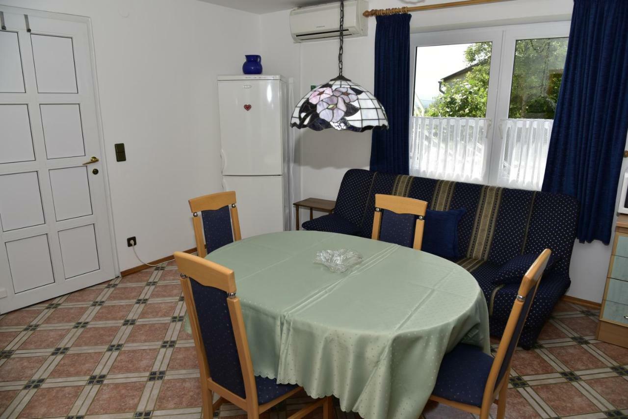 Apartment Blumen Oase Malinska Dış mekan fotoğraf