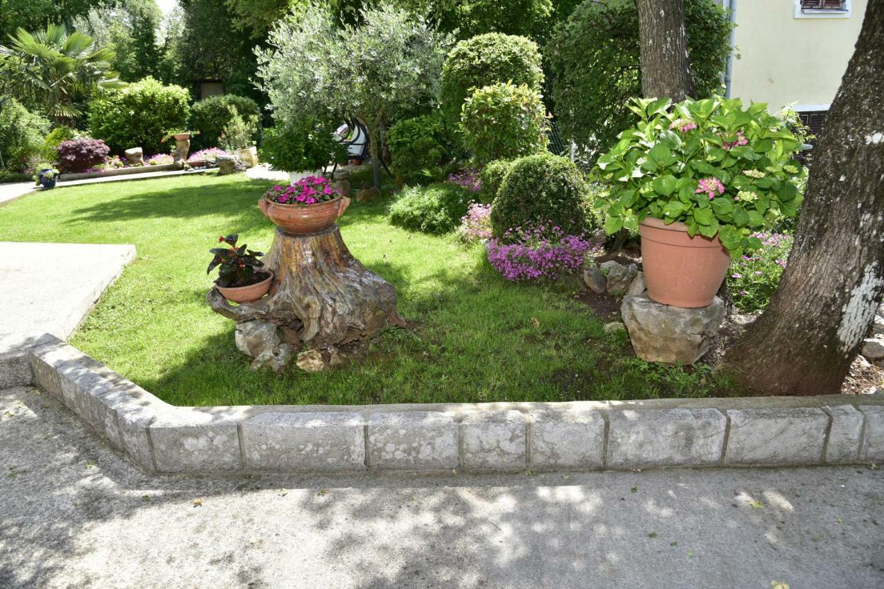 Apartment Blumen Oase Malinska Dış mekan fotoğraf